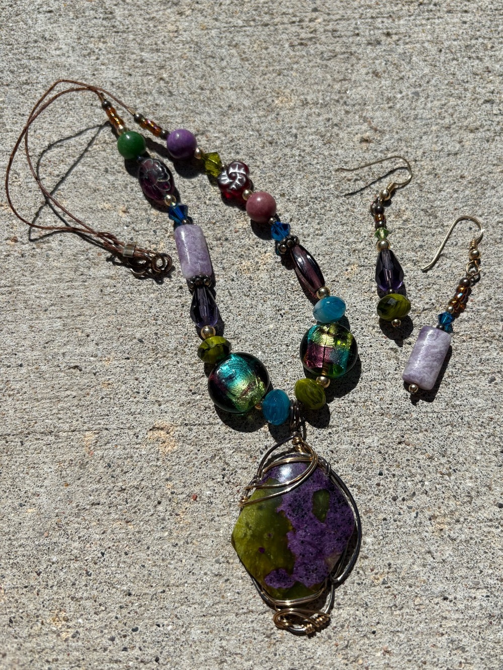 HANDMADE WIRE WRAPPED STONE AND BEADED NECKLACE AND DANGLING EARRINGS